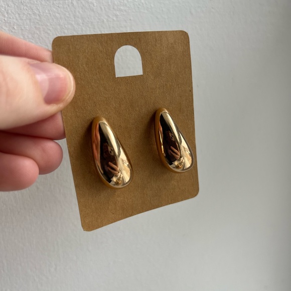 Gold Teardrop Hoop Earrings - Minimalist Metallic - Picture 2 of 3